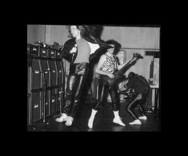 03-01-llunmelwilliams